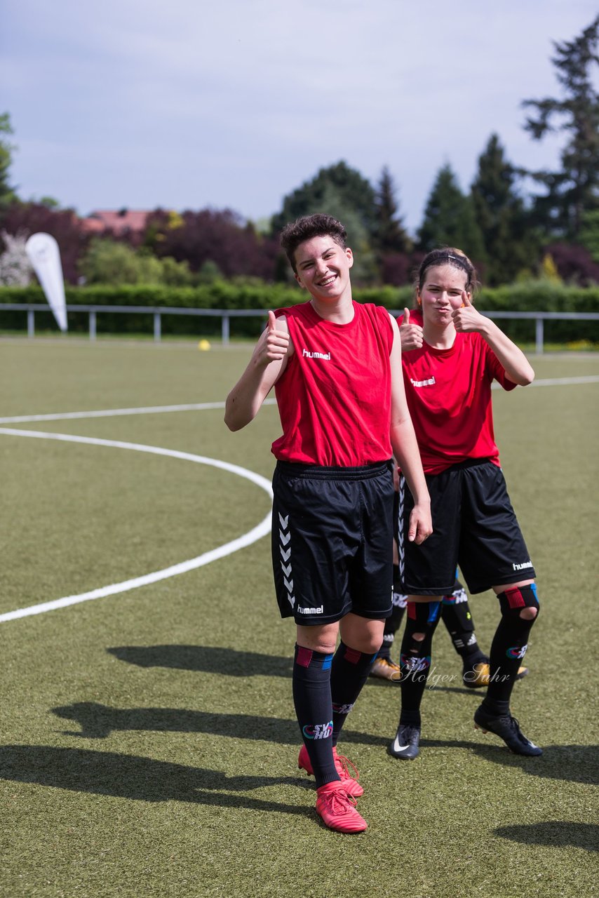 Bild 103 - B-Juniorinnen Pokalfinale SV Henstedt Ulzburg - SG Holstein Sued : 2:0